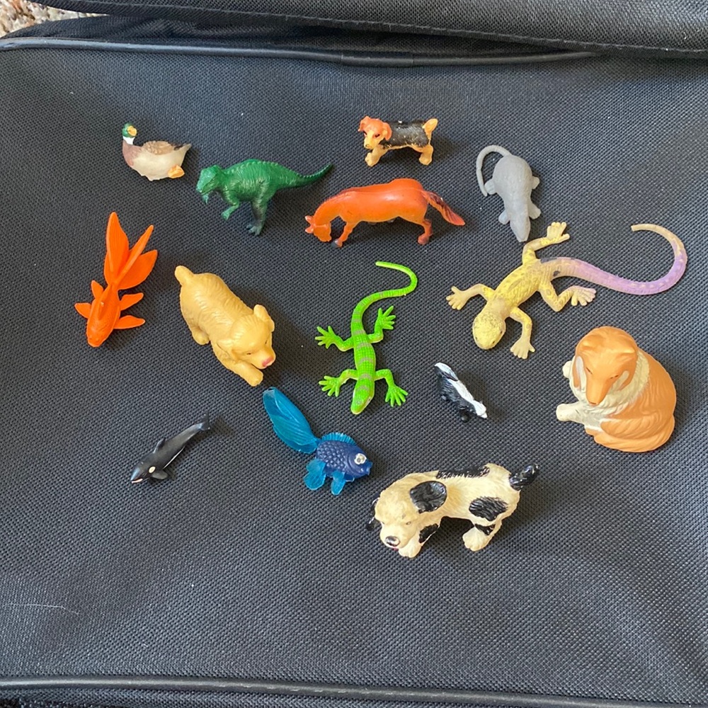 Small animal figurines